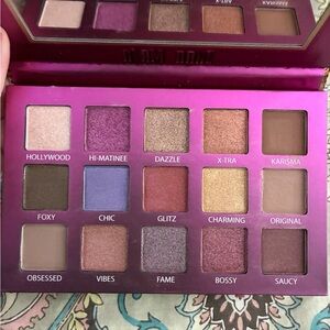 [ FIRM price ] Trend Beauty Glam eyeshadow palette